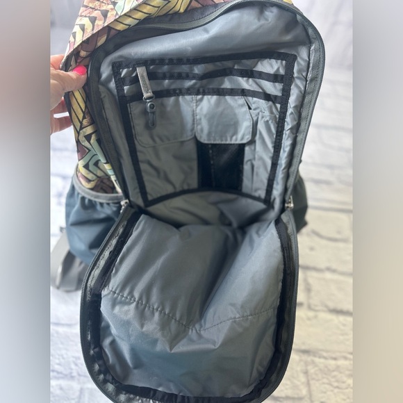 L.L. Bean Quad Explorer Backpack. Great for Outdoors, office, school or travel. - Picture 9 of 12